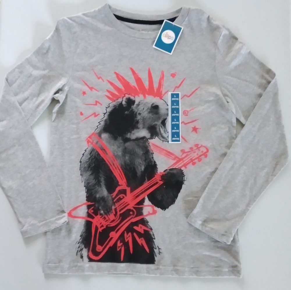 Long sleeve t-shirt